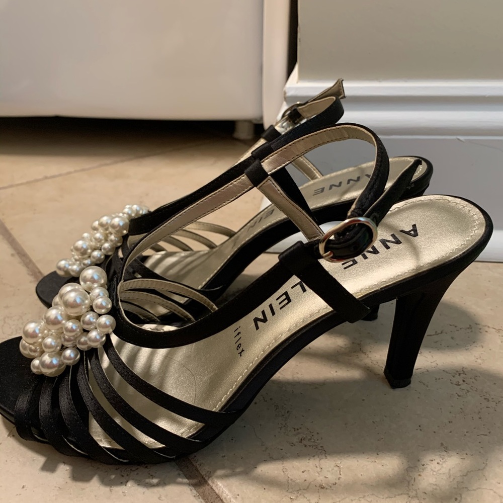 women’s shoes